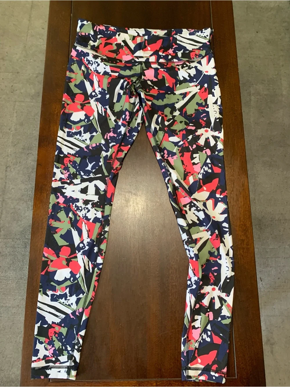 lululemon athletica Multicolor Abstract Print Leggings - Navy Base - Picture 2 of 4